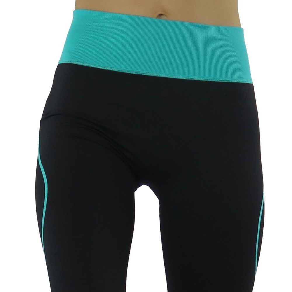 Cute capri leggings with teal design - Picture 2 of 3